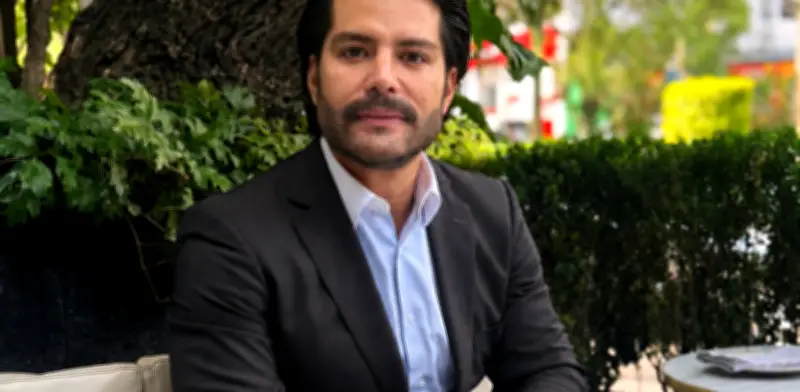 Déficit, deuda y Pemex ponen a México bajo vigilancia financiera: experto