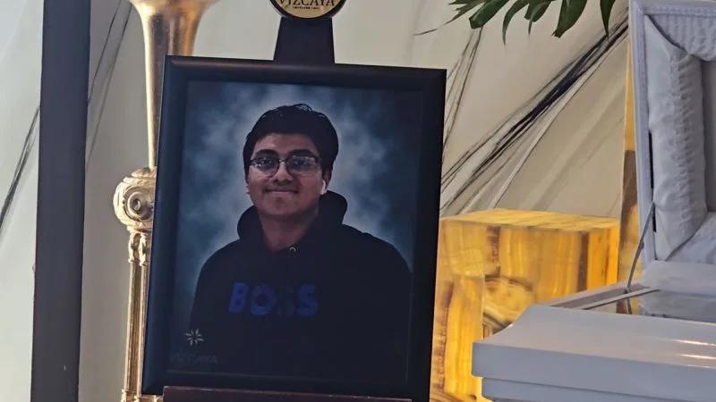 Durango despide a Kevin González, el joven que murió tras reencontrarse con sus padres deportados