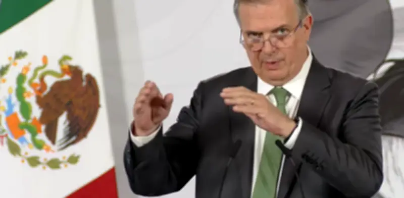 Ebrard anuncia inversión de 4,600 mdd de Mercado Libre; creará 8 mil empleos