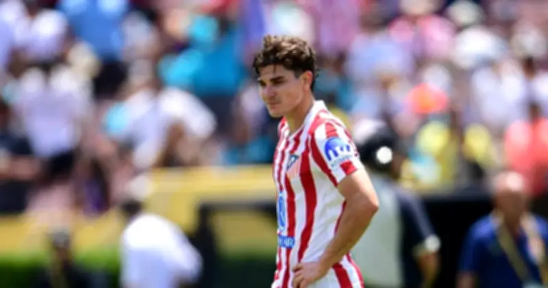 Enrique Cerezo cierra la puerta a Julián Álvarez: es jugador del Atlético por muchas temporadas