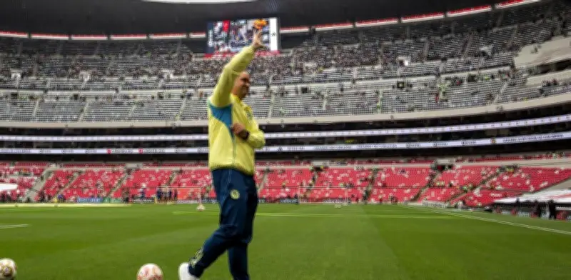 'Error', 'vergonzosa': reacciones a la salida de Jardine del América