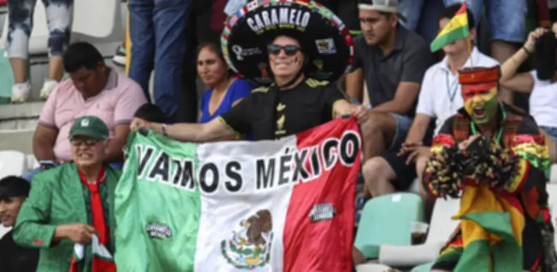 Escándalo 'Caramelo': FIFA le confisca su sombrero en el Mundial y afición reacciona