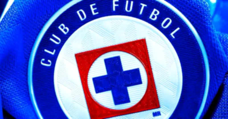 Exdirectivo del Cruz Azul hospitalizado por trombosis pulmonar
