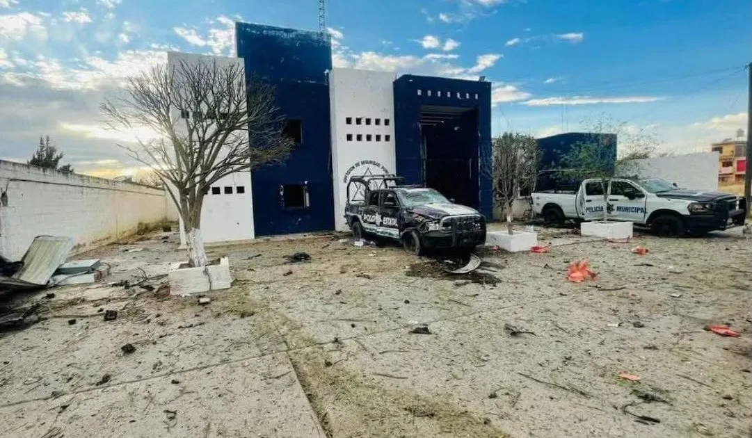 Ataque con explosivos hiere a tres policías en Luis Moya, Zacatecas