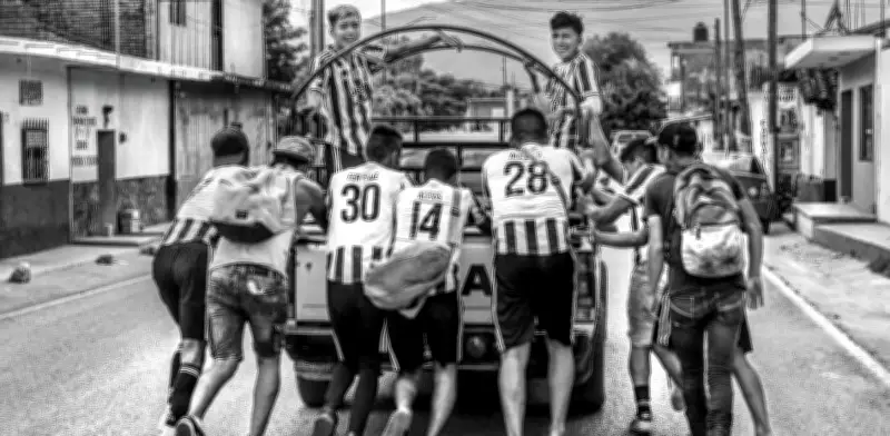 Exposición 'Fuera de lugar' muestra el futbol callejero en San Ildefonso