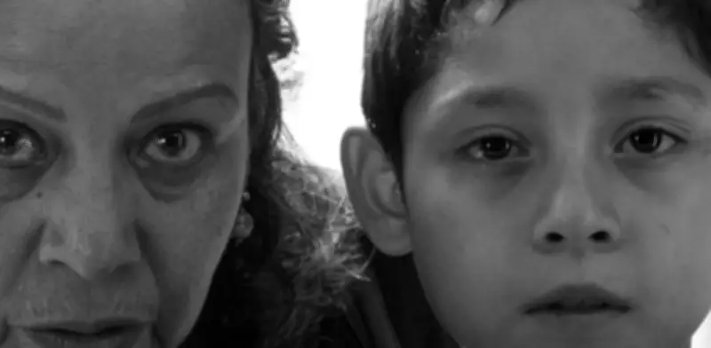 Fernando Eimbcke revela por qué filmó 'Moscas' en blanco y negro