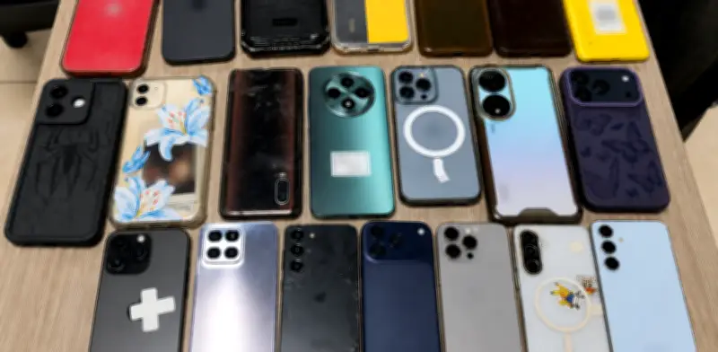 FGJ CDMX busca dueños de celulares robados en Fan Fest del Zócalo