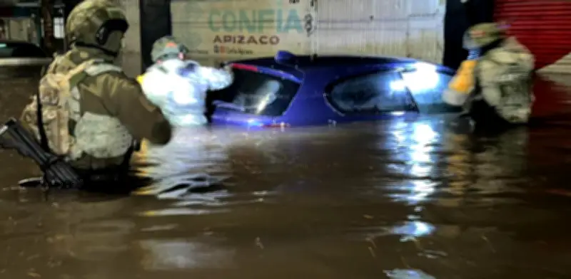 Fuerte lluvia inunda fraccionamiento Bric en Apizaco, Tlaxcala; más de 30 viviendas afectadas