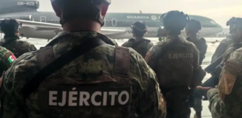 Fuerzas Armadas aseguran explosivos y armas en Sinaloa y otros estados