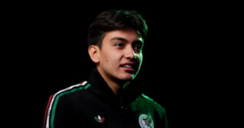 Gilberto Mora, el sexto más joven en la historia de los Mundiales