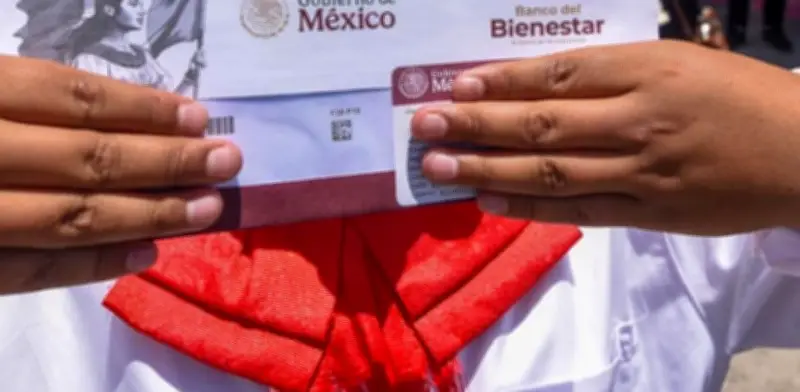 Gobierno destinó más de 12 mil 392 mdp en becas para Oaxaca en dos años