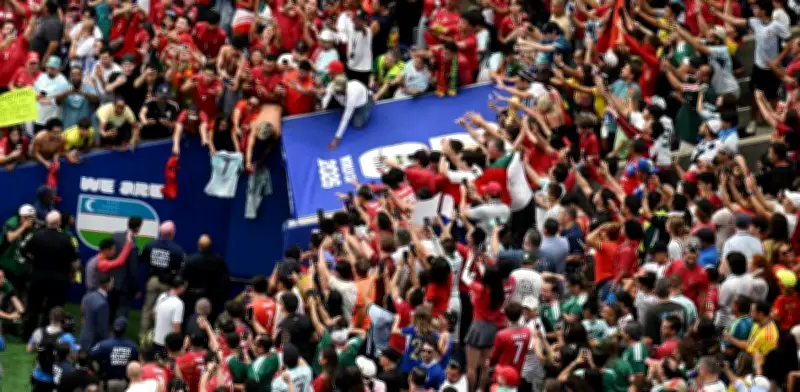 Grito 'México' irrumpe en partido de Portugal en Houston: fiesta mexicana