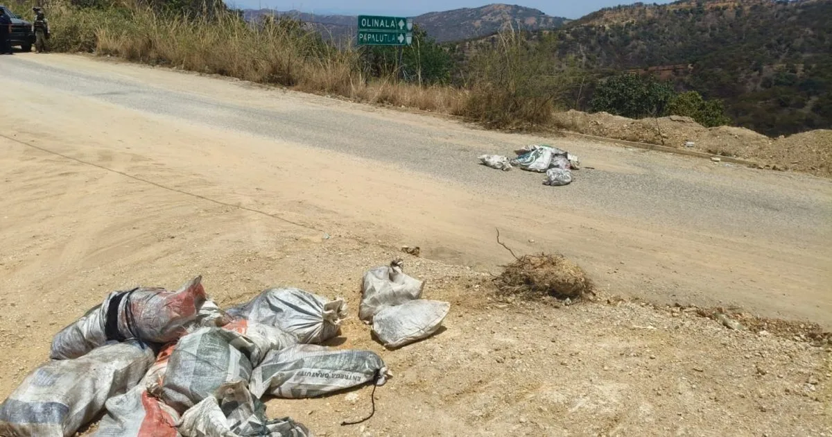 Hallan 10 cuerpos con signos de violencia en carreteras de Guerrero