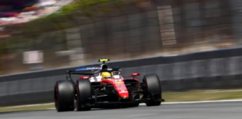 Hamilton gana en Barcelona su primer triunfo con Ferrari en F1