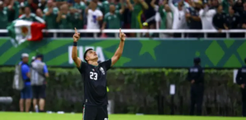 Hugo Sánchez predice triunfos de México en el Mundial 2026 y bromea con cobrar