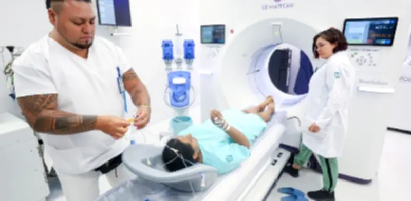 IMSS aumenta 50% capacidad de diagnóstico con nuevo tomógrafo en CDMX