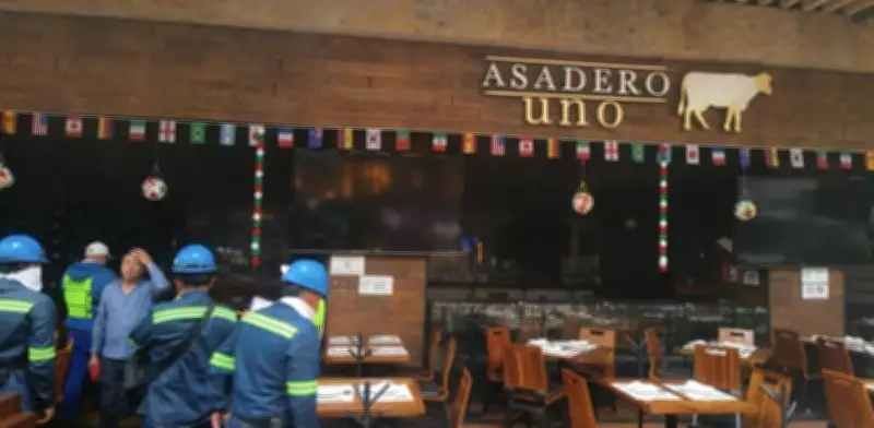Incendio en restaurante de Santa Fe: 800 evacuados sin lesionados