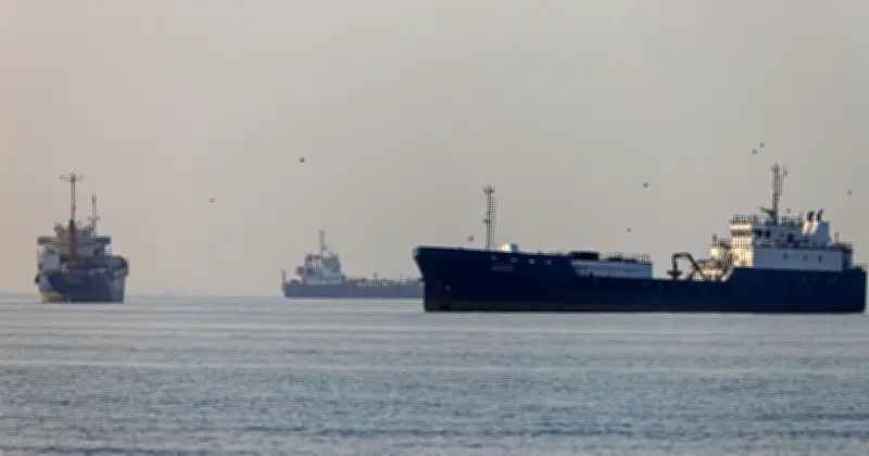 Irán cierra el estrecho de Ormuz; EU mantiene vigilancia militar