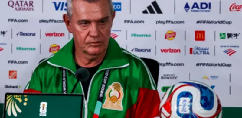 Javier Aguirre esquiva preguntas sobre Memo Ochoa en el Mundial 2026