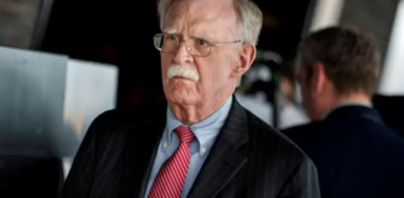 John Bolton se declara culpable por información clasificada