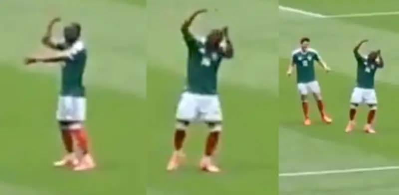 Julián Quiñones celebra como Tshabalala en su debut mundialista con México