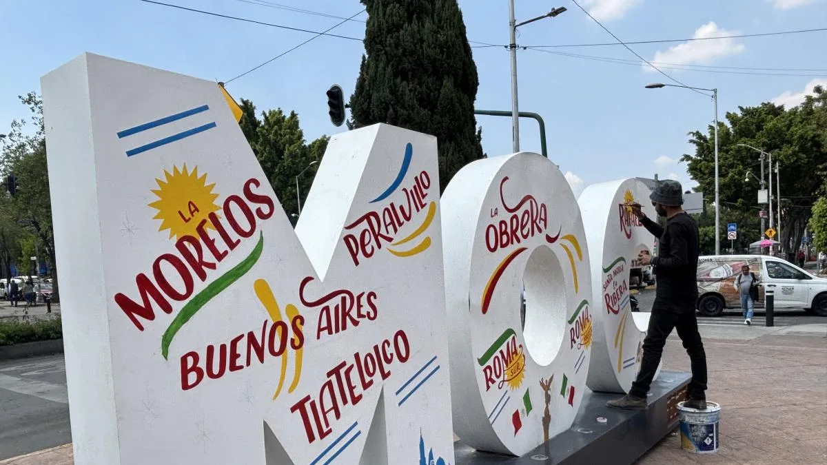Letras monumentales en Cuauhtémoc reviven rótulos tradicionales