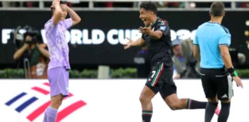 Luis Romo emula a Julián Quiñones y es elegido MVP del México vs Corea