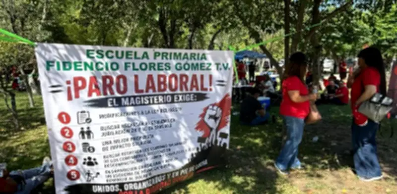 Maestros de Coahuila protestan en la Secretaría de Educación