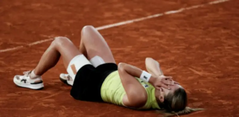Maja Chwalinska: sin hotel para la final de Roland Garros tras vencer a Shnaider