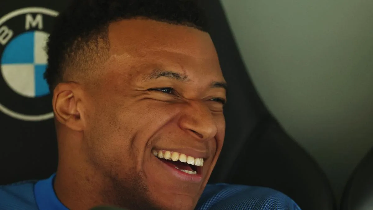 Mbappé anuncia su tercer Mundial con foto de niño: 'Coupe du Monde, Partie 3'