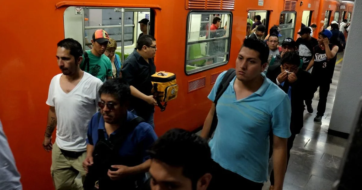 Metro CDMX ajusta horarios por Semana Santa 2026: abrirá más tarde jueves y viernes santos