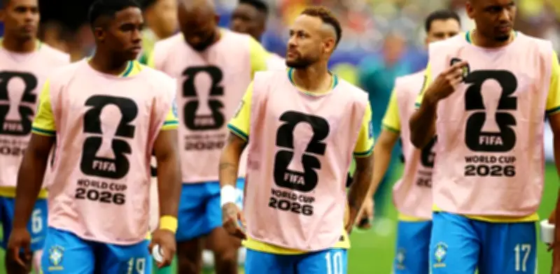 Neymar protege a fan que invadió la cancha tras triunfo de Brasil sobre Japón