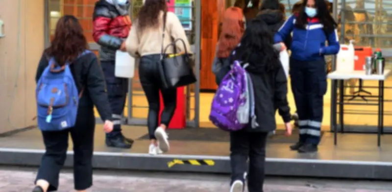 Ocho de cada diez en la UNAM perciben falta de reglas claras para usar IA