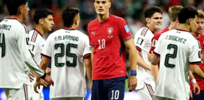 Patrik Schick se retira de la selección checa tras goleada de México 3-0