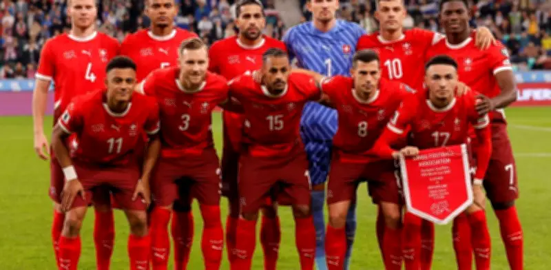 Peligro en San Diego: Suiza entrena rodeada de víboras venenosas