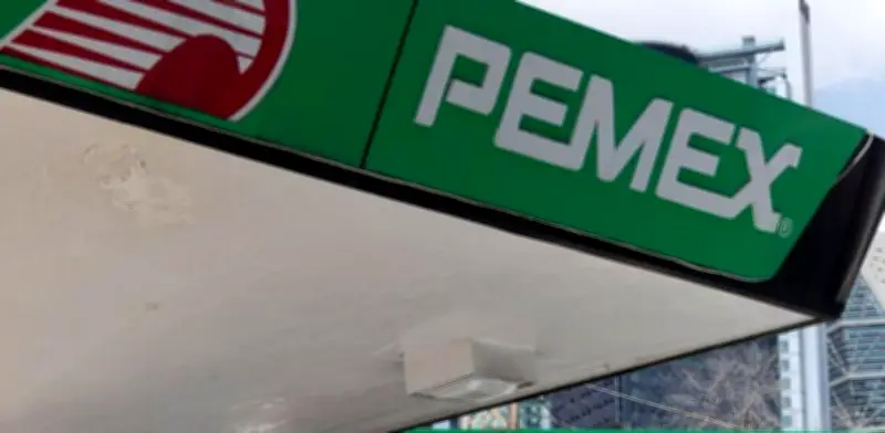 Pemex reporta nuevo derrame de combustóleo en Salina Cruz, Oaxaca