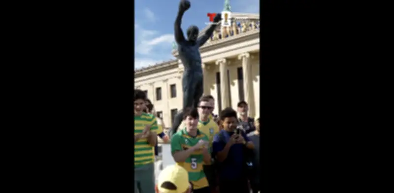 Por miedo a la maldición de Rocky: Brasil evita vestir estatua en Filadelfia