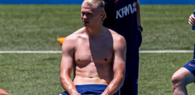 Por qué Haaland y Noruega entrenan sin camiseta: adaptación al calor del Mundial