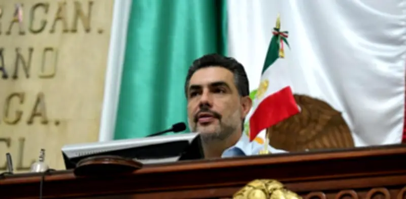 PVEM propone involucrar a familias contra bullying con sanciones por omisión