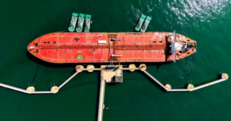 Reapertura de Ormuz inicia compleja reconstrucción del comercio petrolero