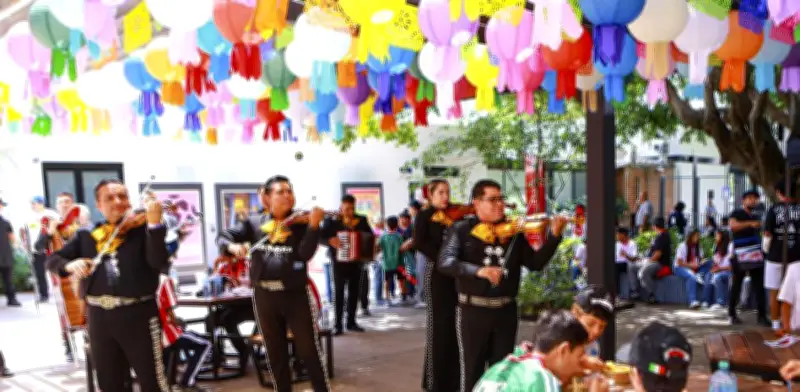 Recepción espectacular de Corea del Sur en Verde Valle con mariachi y folclor