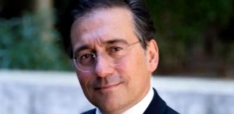 Relaciones México-España son extraordinarias: ministro Albares