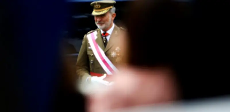 Rey Felipe VI llega a México para reunión clave con Sheinbaum