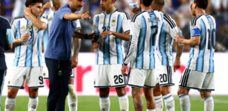 Scaloni acuerda renovar con Argentina hasta 2031 tras pacto de palabra con la AFA