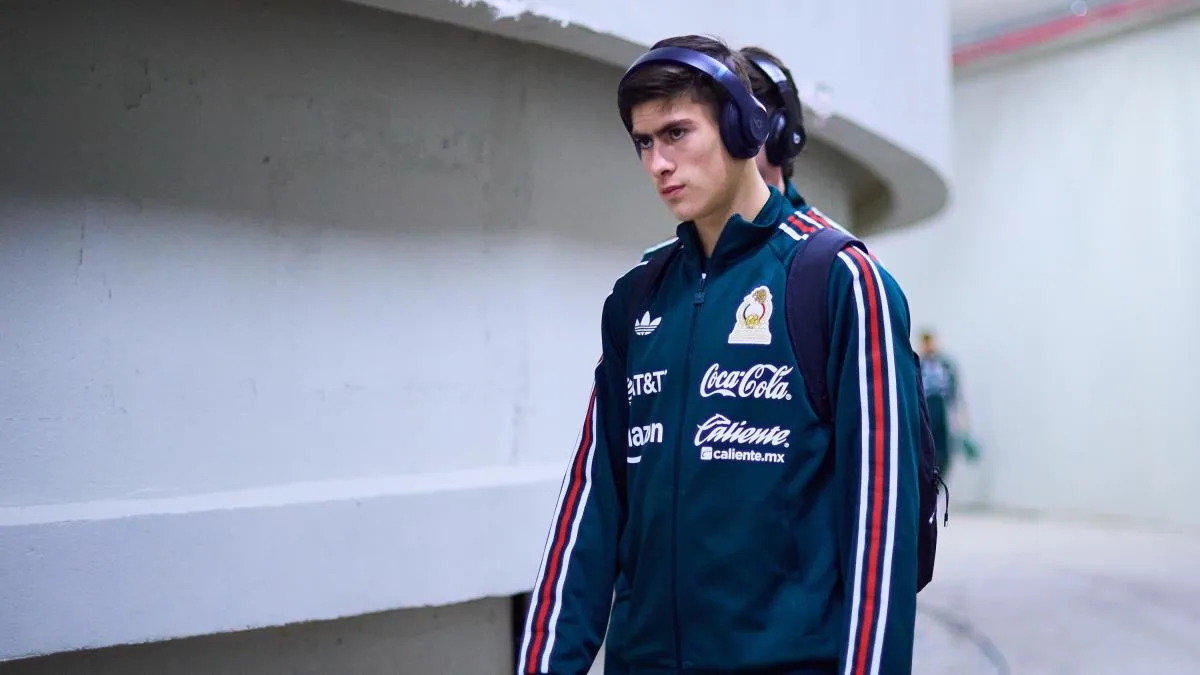 Seleccionados de Chivas y Toluca dejan equipos tras ultimátum del Tri