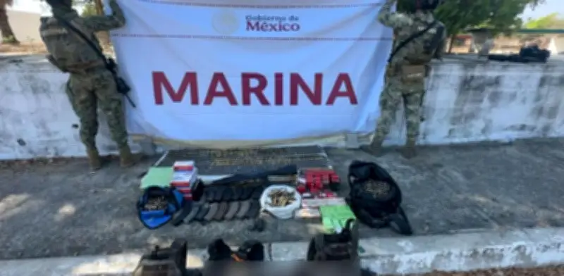 Semar asegura arsenal y explosivos en dos operativos en Sinaloa
