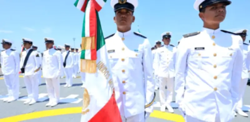 Semar moderniza flota de dragado con 16 nuevas dragas