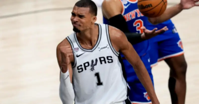 Spurs de Wembanyama buscan remontada histórica ante Knicks en Nueva York