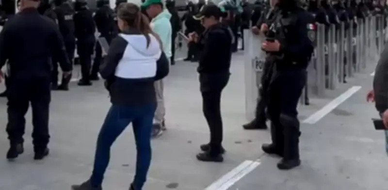 SSC CDMX refuerza vigilancia en caseta de Tlalpan con revisiones a autobuses