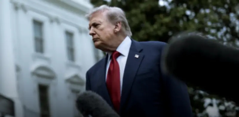 Trump afirma que diálogo con Irán avanza pese a tensiones bélicas